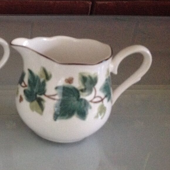 Vintage Nikko China Sugar & Creamer Discontinued Pattern - Picture 3 of 5